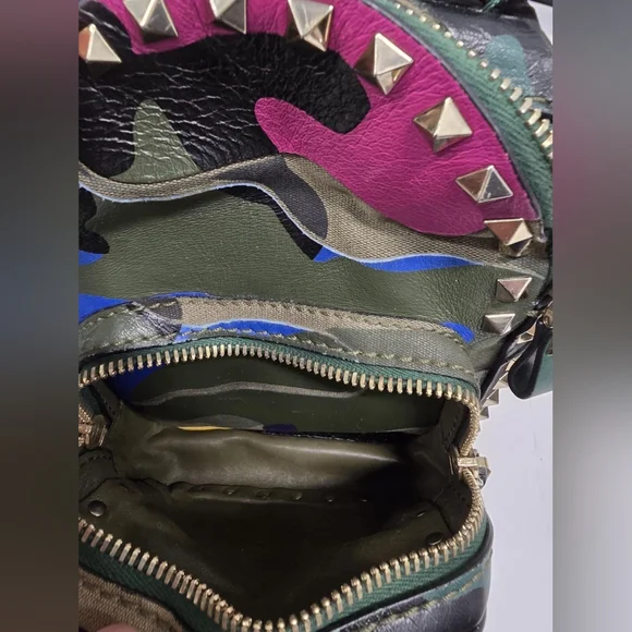 VALENTINO  Garavani Rockstud Leather Backpack Camouflage - Picture 10 of 16